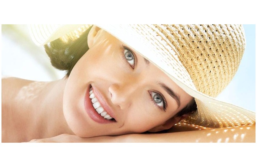 COME PROTEGGERE LA PELLE DEL VISO