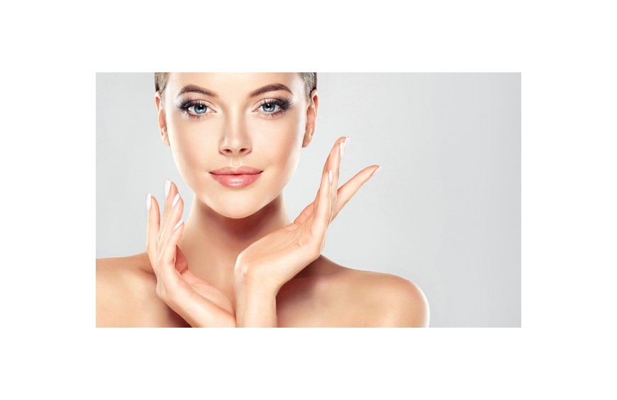 NON MI PIACE TRUCCARMI. COME POSSO RENDERE LA MIA PELLE PIU’ UNIFORME?