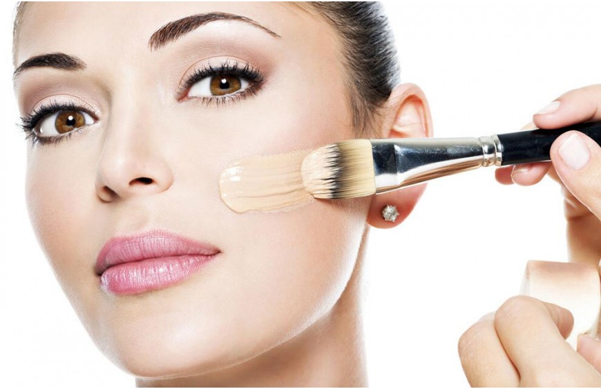 IL FONDOTINTA COMPATTO: CARATTERISTICHE E UTILIZZO.